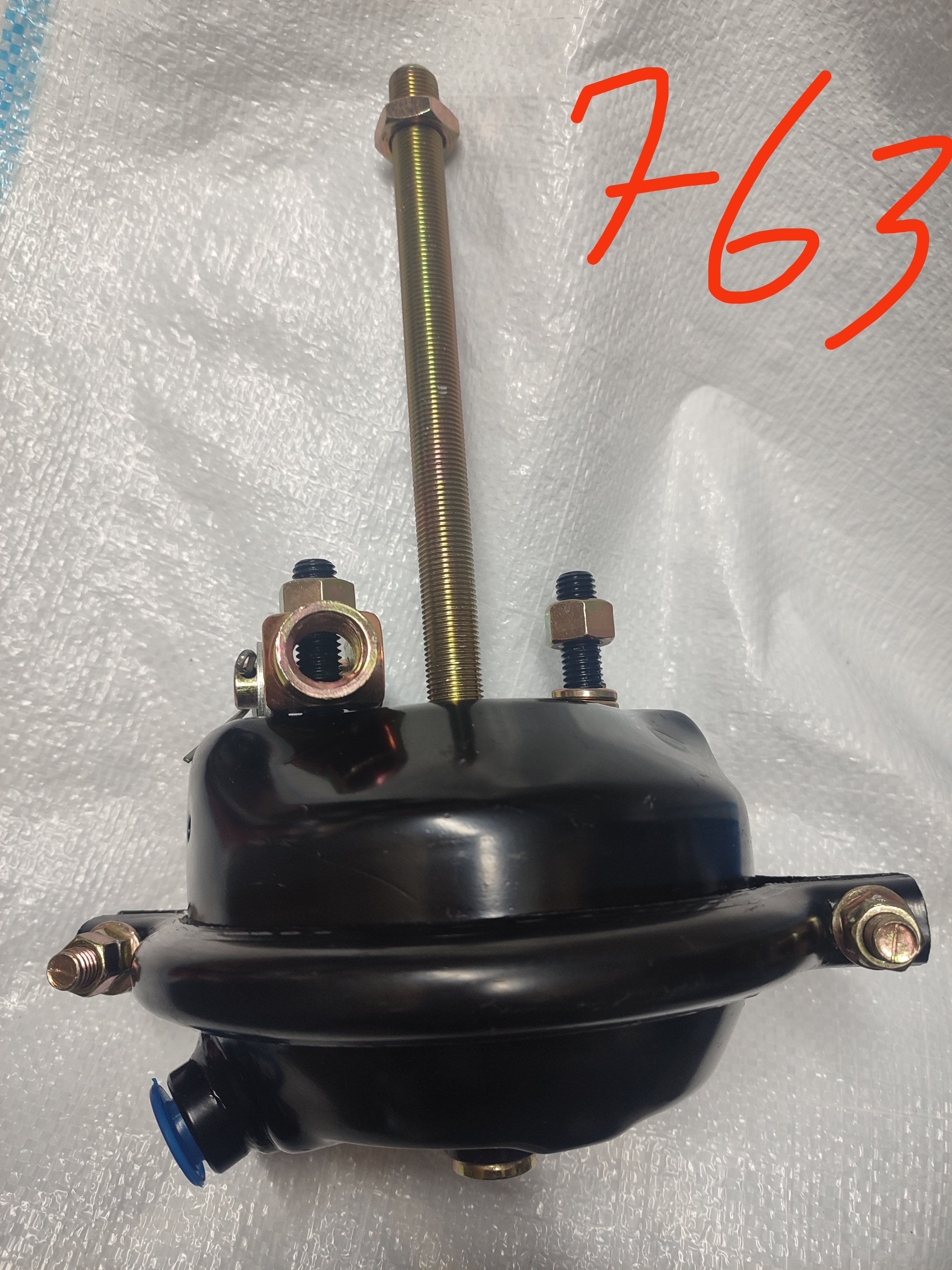 Камера тормозн,Т16  передняя болт 12х16х12мм, (длина штока 200мм,)барабанного тормоза Аналог WABCO.DZC.4231049000